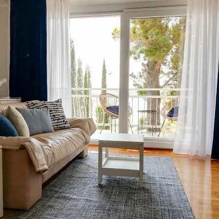 Bed & Breakfast Pansion Rade 3*